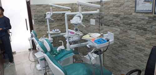 Doctor Dentist In Lodhi Colony